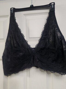 Torrid front hook bra